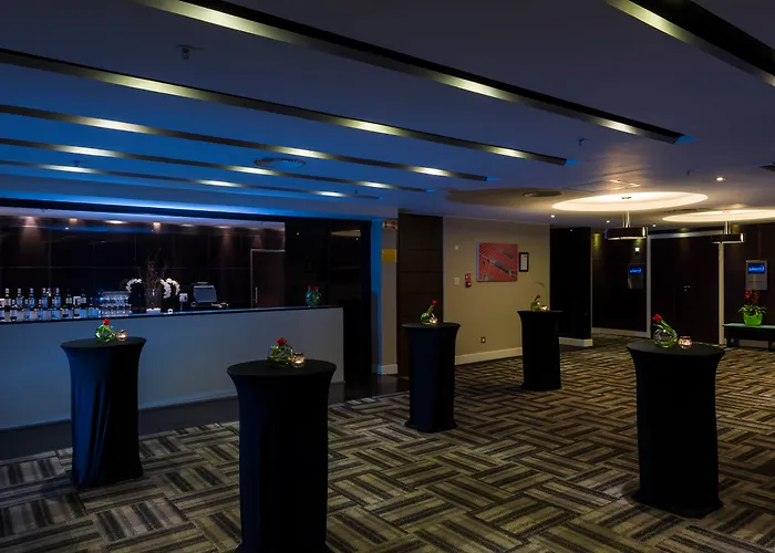 Hotel with pool: Radisson Blu Hotel, Port Elizabeth